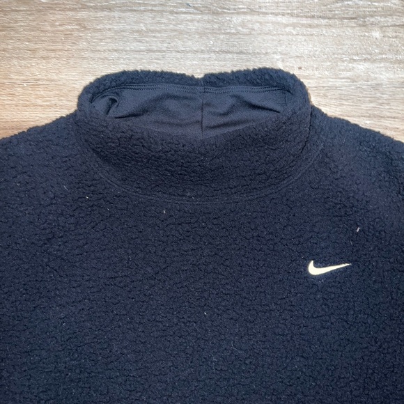 Nike Black Fleece Sweatshirt - Picture 3 of 4